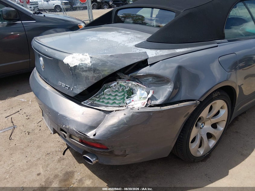 2006 BMW 6er VIN WBAEK134X6CN76820 IAAI salvage auction — REAR END, Salvage (Ohio), sold $1,050 on 2026-08-04 (photo 6)
