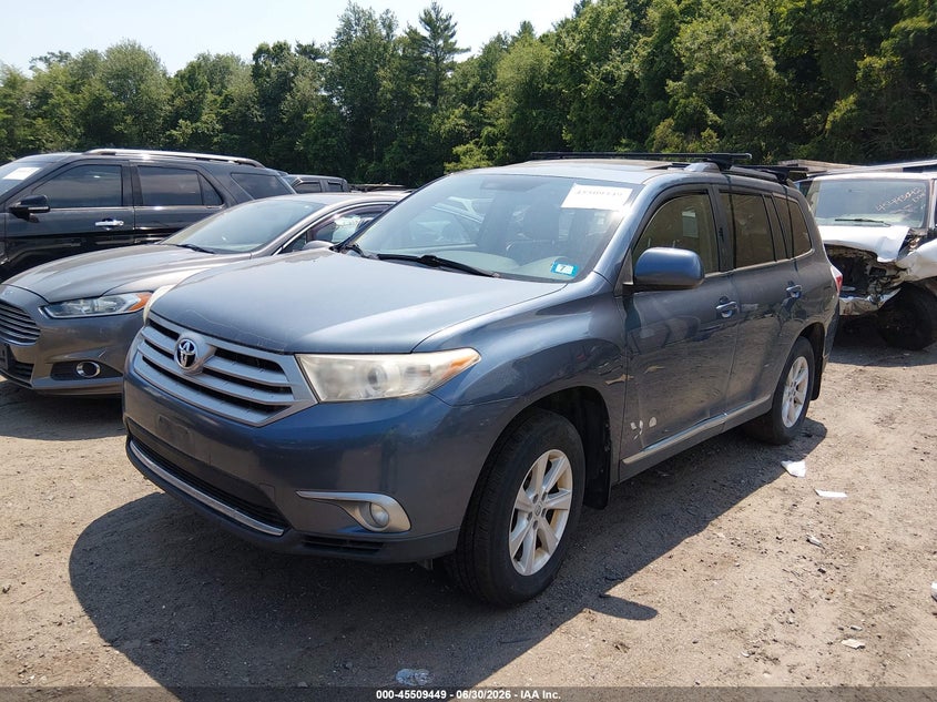 2011 Toyota Highlander VIN 5TDBK3EH1BS055141 IAAI salvage auction — NORMAL WEAR, Clear (New Hampshire), sold $2,800 on 2026-07-07 (photo 2)