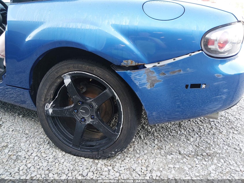 2006 Mazda Mx-5 VIN JM1NC25F660105205 IAAI salvage auction — NORMAL WEAR, Original (Kentucky), sold $500 on 2026-07-29 (photo 6)
