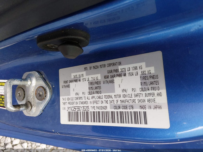 2006 Mazda Mx-5 VIN JM1NC25F660105205 IAAI salvage auction — NORMAL WEAR, Original (Kentucky), sold $500 on 2026-07-29 (photo 9)