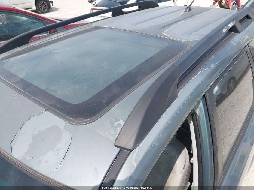 2010 Subaru Forester VIN JF2SH6CC0AH762078 IAAI salvage auction — NORMAL WEAR, Clear (Missouri), sold $300 on 2026-07-20 (photo 6)