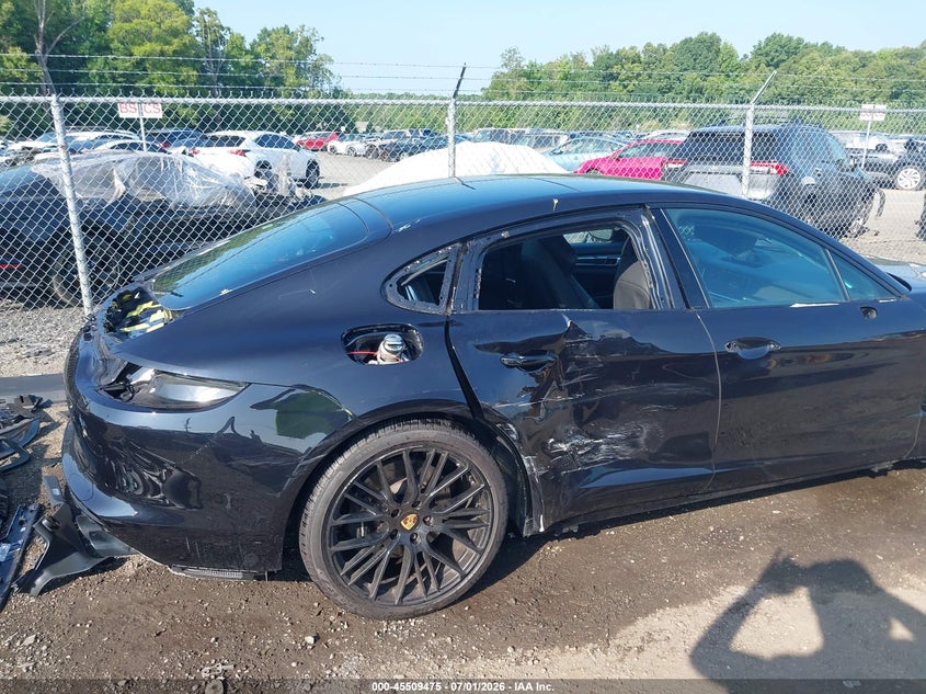 2022 Porsche Panamera VIN WP0AG2A7XNL135211 IAAI salvage auction — RIGHT SIDE, Salvage Title, sold $39,000 on 2026-08-10 (photo 6)