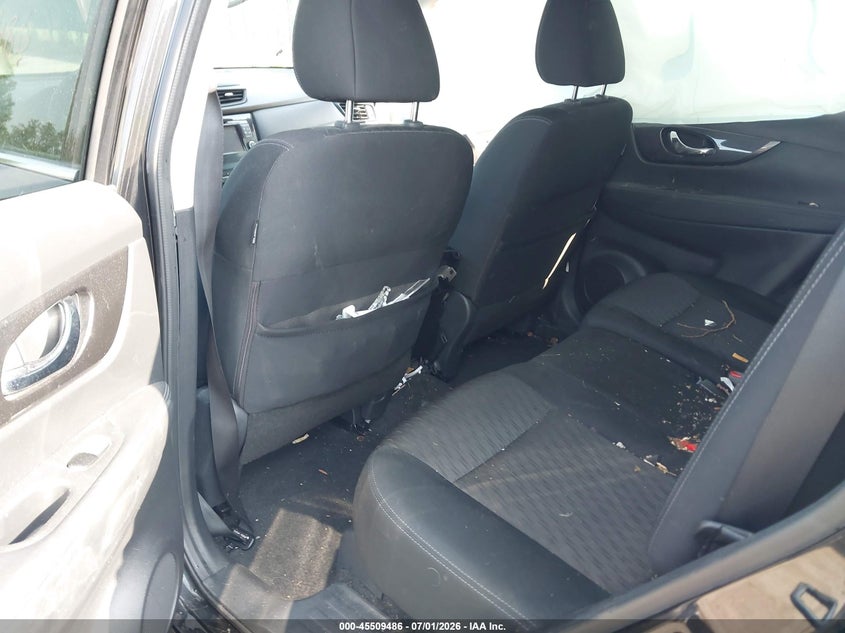 2017 Nissan Rogue VIN KNMAT2MV6HP504276 IAAI salvage auction — FRONT & REAR, Salvage Title, sold $400 on 2026-07-14 (photo 8)