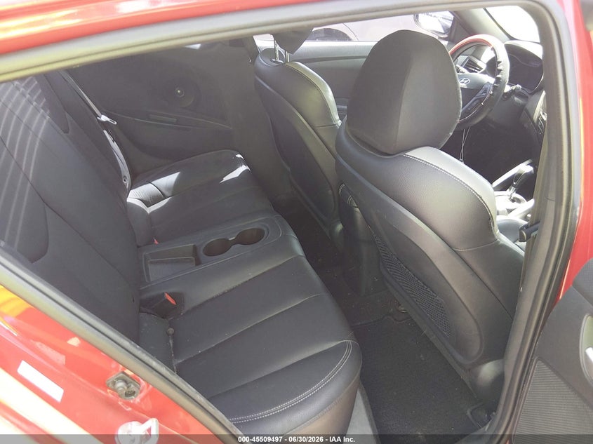 2016 Hyundai Veloster VIN KMHTC6AE6GU257860 IAAI salvage auction — NORMAL WEAR, Clear (Washington), sold $1,200 on 2026-07-29 (photo 8)