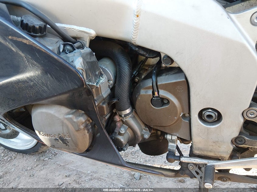 1999 Kawasaki Zx600 VIN JKAZX4G10XA035001 IAAI salvage auction — NORMAL WEAR, Clear-Dealer Only (Arizona), sold $575 on 2026-07-22 (photo 9)