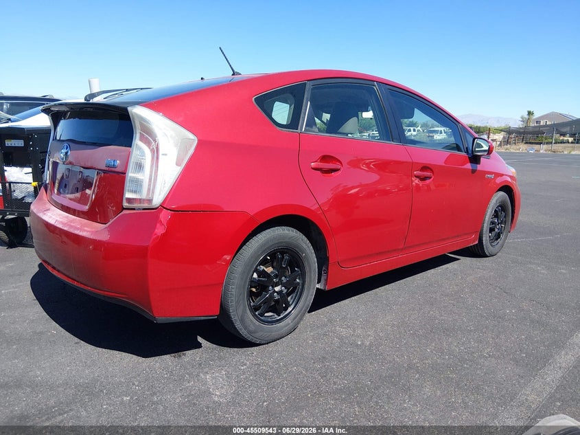 2013 Toyota Prius VIN JTDKN3DU8D5627935 IAAI salvage auction — NORMAL WEAR, Clear (Nevada), sold $475 on 2026-07-24 (photo 4)