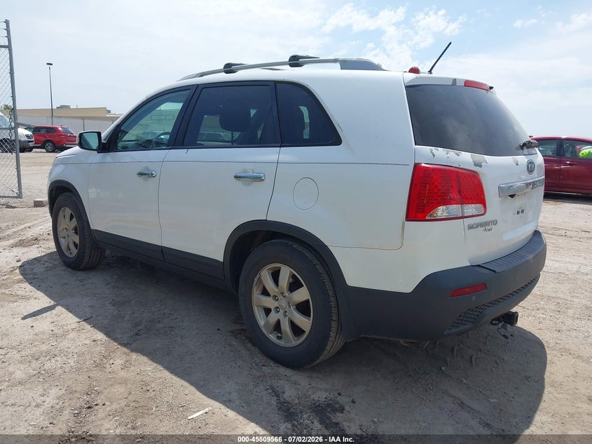 2012 Kia Sorento VIN 5XYKT3A6XCG307937 IAAI salvage auction — NORMAL WEAR, Clear (Kansas), sold $825 on 2026-07-31 (photo 3)