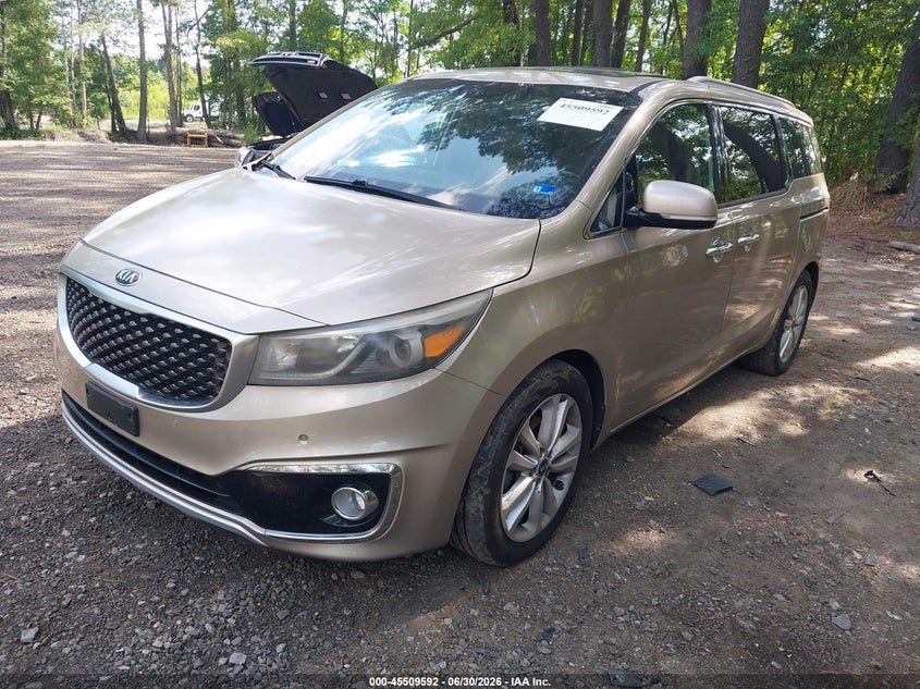 2015 Kia SEDONA VIN KNDME5C16F6031585 IAAI salvage auction — NORMAL WEAR, Clear (Virginia), sold $2,300 on 2026-07-14 (photo 2)