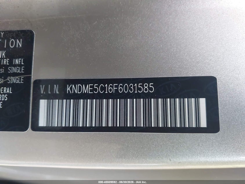 2015 Kia SEDONA VIN KNDME5C16F6031585 IAAI salvage auction — NORMAL WEAR, Clear (Virginia), sold $2,300 on 2026-07-14 (photo 9)