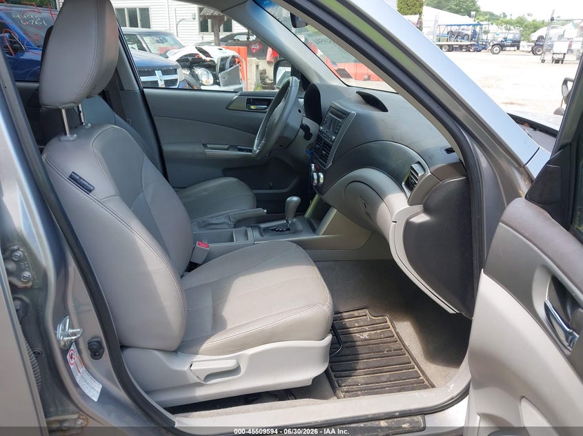 2010 Subaru Forester VIN JF2SH6DC5AH780929 IAAI salvage auction — NORMAL WEAR, Original (Maine), sold $450 on 2026-07-27 (photo 5)