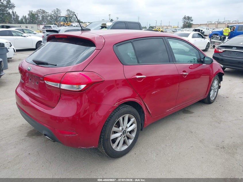 2017 Kia Forte VIN KNAFK5A84H5687856 IAAI salvage auction — NORMAL WEAR, Salvage (California), sold $25 on 2026-07-22 (photo 4)