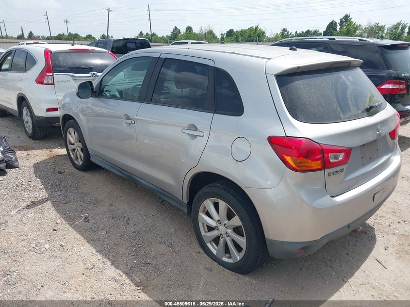 2013 Mitsubishi Outlander VIN 4A4AP3AU4DE019557 IAAI salvage auction — NORMAL WEAR, Original (Texas), sold $1,000 on 2026-07-09 (photo 3)