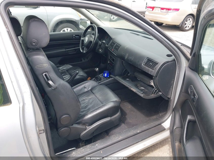 2003 Volkswagen Gti VIN 9BWDE61J034018546 IAAI salvage auction — NORMAL WEAR, Clear (Washington), sold $1,075 on 2026-07-08 (photo 5)