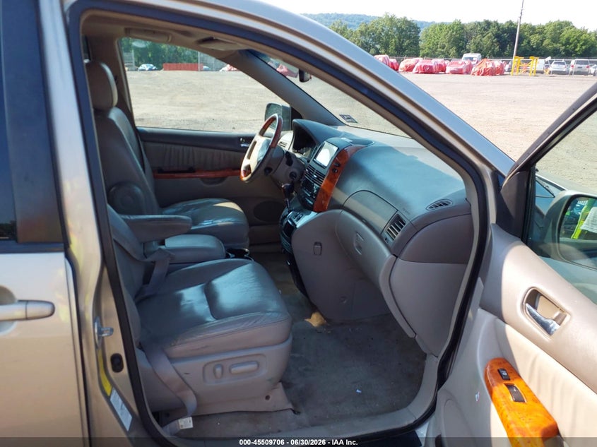 2008 Toyota Sienna VIN 5TDBK22C68S020266 IAAI salvage auction — NORMAL WEAR, Clear (New Jersey), sold $925 on 2026-07-09 (photo 5)