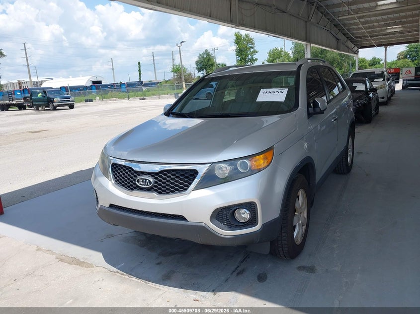 2012 Kia Sorento VIN 5XYKT3A6XCG205344 IAAI salvage auction — NORMAL WEAR, Clear (Florida), sold $850 on 2026-07-29 (photo 6)