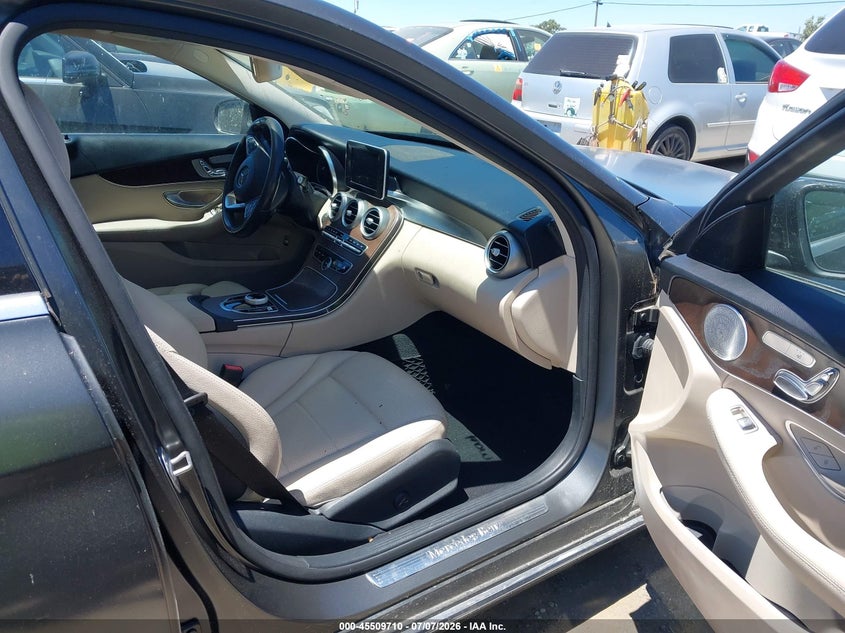 2018 Mercedes-benz C-klasse VIN WDDWF4JB9JR410489 IAAI salvage auction — NORMAL WEAR, Clear - Dealer Only (California), sold $3,100 on 2026-07-21 (photo 5)