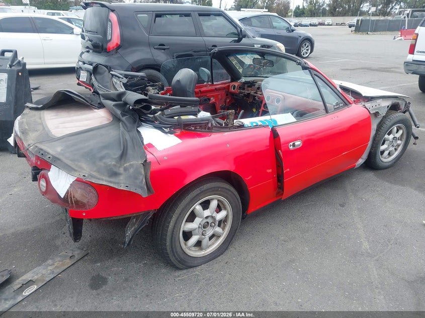 1992 Mazda Mx-5 miata VIN JM1NA3515N0329516 IAAI salvage auction — NORMAL WEAR, Salvage (California), sold $950 on 2026-07-30 (photo 4)