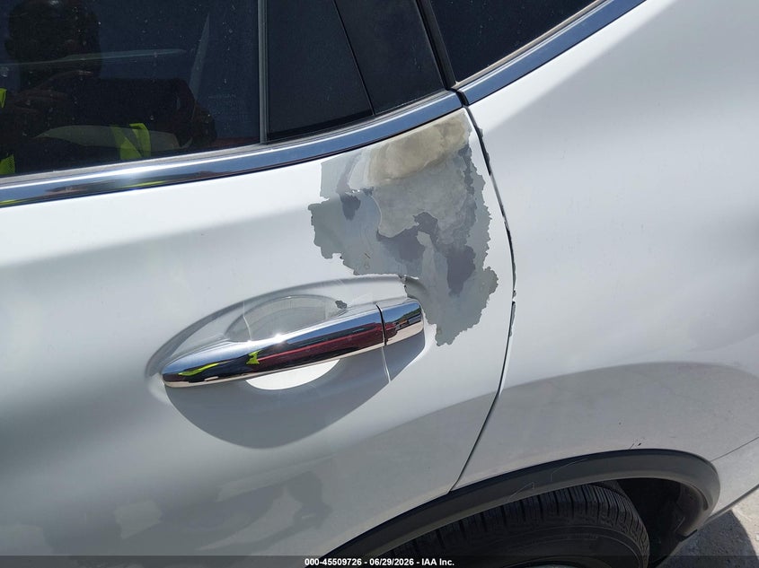 2016 Nissan Rogue VIN JN8AT2MT0GW003200 IAAI salvage auction — NORMAL WEAR, Original (Texas), sold $975 on 2026-07-13 (photo 6)