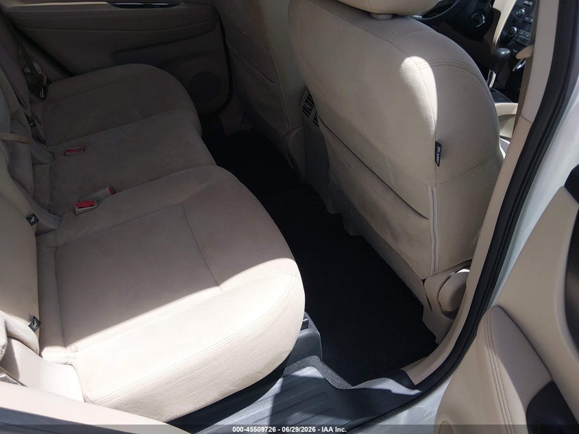 2016 Nissan Rogue VIN JN8AT2MT0GW003200 IAAI salvage auction — NORMAL WEAR, Original (Texas), sold $975 on 2026-07-13 (photo 8)