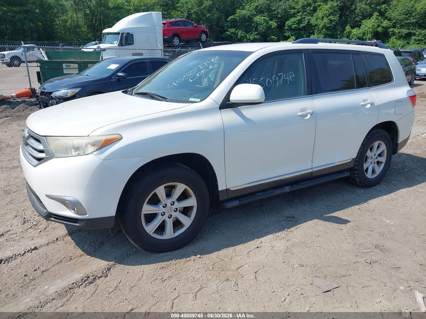 2012 Toyota Highlander VIN 5TDBK3EH4CS159902 IAAI salvage auction — NORMAL WEAR, Clear (Massachusetts), sold $1,250 on 2026-07-28 (photo 2)