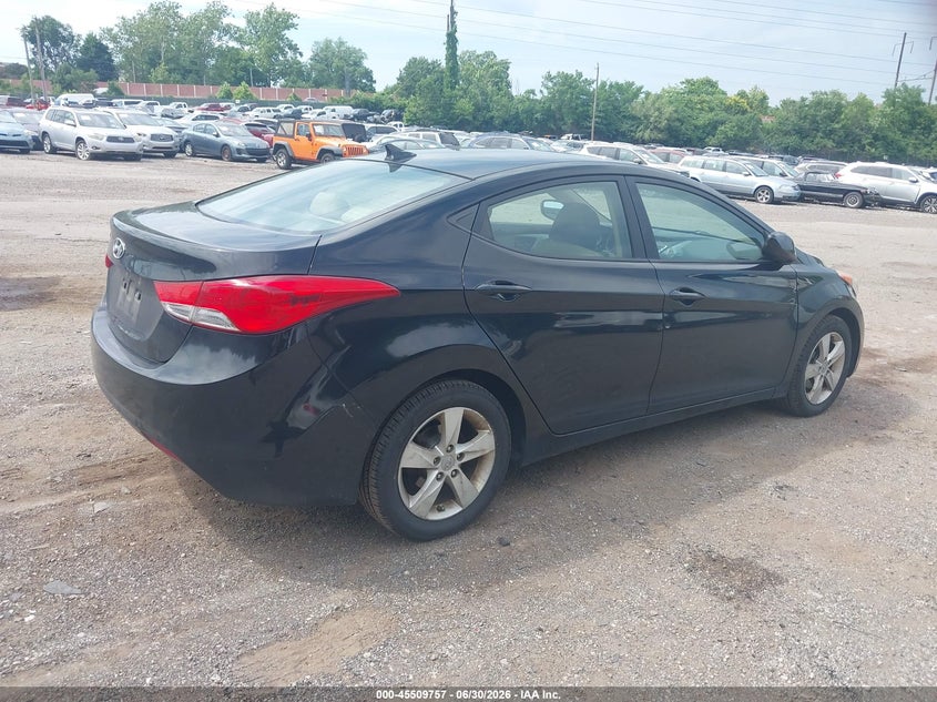 2012 Hyundai Elantra VIN KMHDH4AE4CU334309 IAAI salvage auction — NORMAL WEAR, Clear (New Jersey), sold $700 on 2026-07-17 (photo 4)