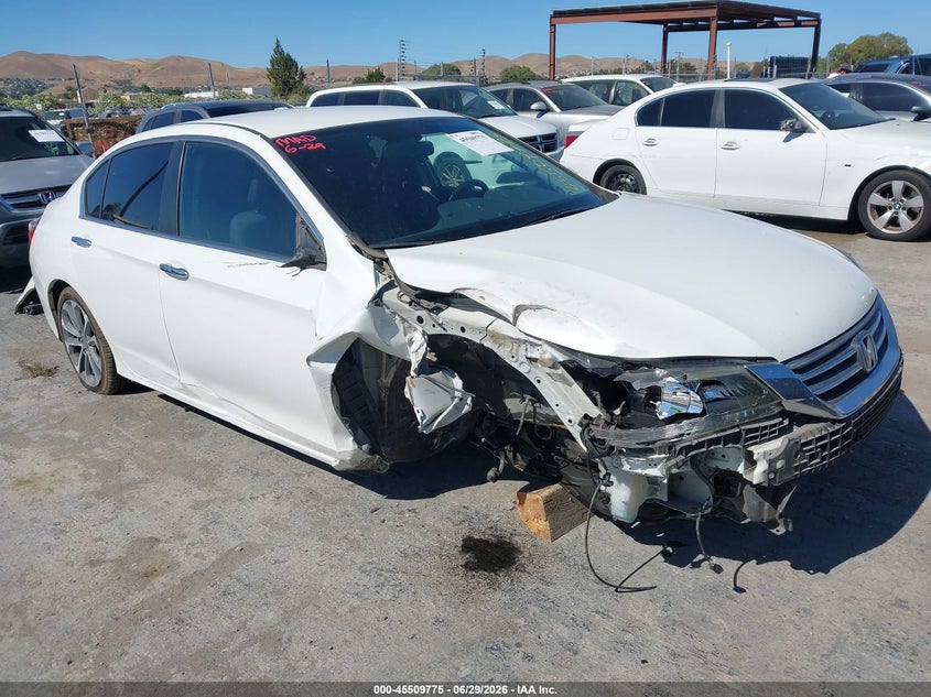 2014 Honda Accord VIN 1HGCR2F53EA099045 IAAI salvage auction — NORMAL WEAR, Clear - Dealer Only (California), sold $1,800 on 2026-07-09 (photo 1)