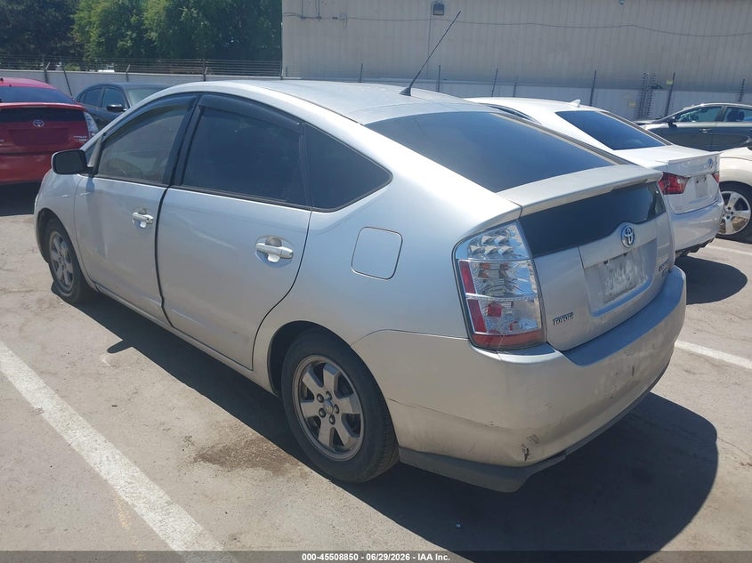 2004 Toyota Prius VIN JTDKB22U040070246 IAAI salvage auction — NORMAL WEAR, Salvage (California), sold $1,000 on 2026-07-07 (photo 3)