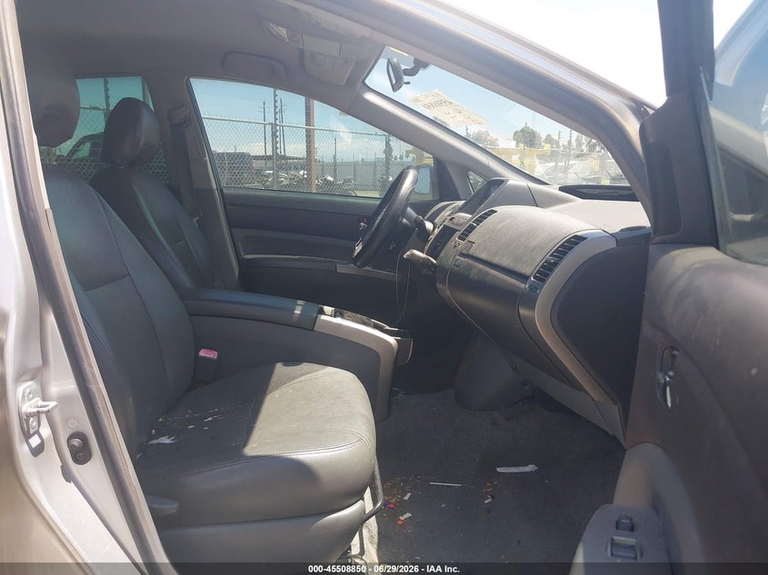 2004 Toyota Prius VIN JTDKB22U040070246 IAAI salvage auction — NORMAL WEAR, Salvage (California), sold $1,000 on 2026-07-07 (photo 5)