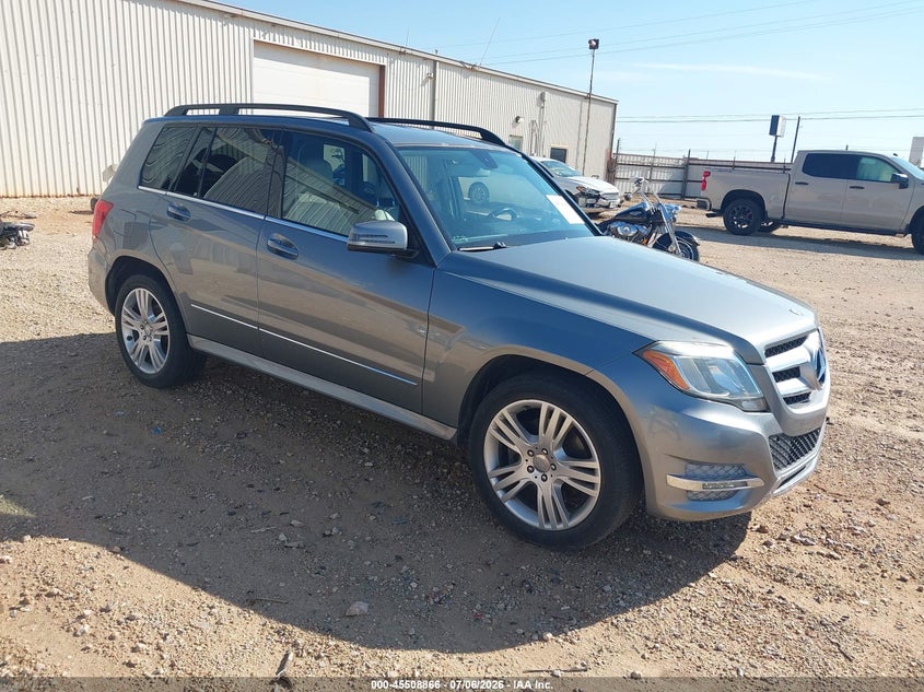2013 Mercedes-benz VIN WDCGG0EB5DG140914 IAAI salvage auction — REAR END, Original (Texas), sold $4,100 on 2026-08-13 (photo 1)