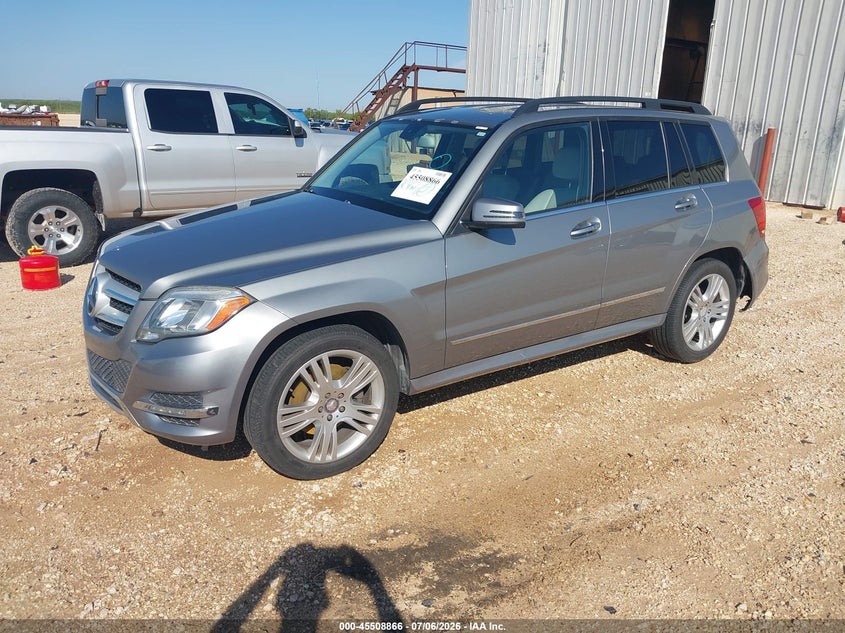 2013 Mercedes-benz VIN WDCGG0EB5DG140914 IAAI salvage auction — REAR END, Original (Texas), sold $4,100 on 2026-08-13 (photo 2)