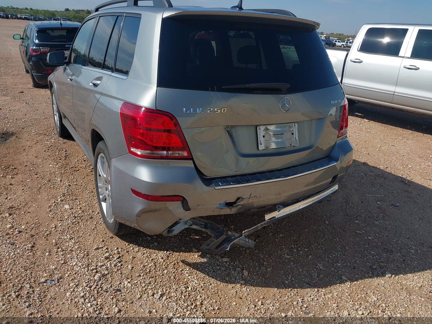 2013 Mercedes-benz VIN WDCGG0EB5DG140914 IAAI salvage auction — REAR END, Original (Texas), sold $4,100 on 2026-08-13 (photo 6)