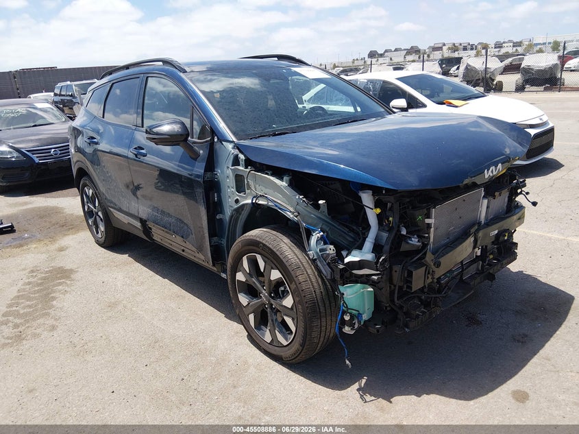 2023 Kia Sportage VIN KNDPZDAH9P7105072 IAAI salvage auction — FRONT END, Salvage Title, sold $9,200 on 2026-07-31 (photo 1)