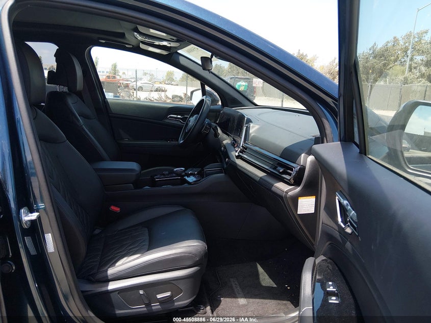2023 Kia Sportage VIN KNDPZDAH9P7105072 IAAI salvage auction — FRONT END, Salvage Title, sold $9,200 on 2026-07-31 (photo 5)