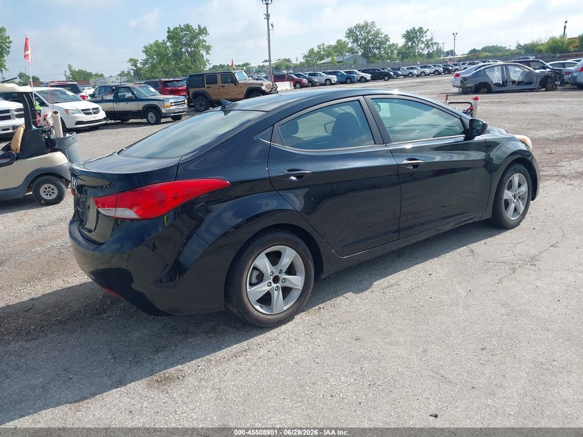 2012 Hyundai Elantra VIN KMHDH4AE3CU301382 IAAI salvage auction — NORMAL WEAR, Clear (Illinois), sold $450 on 2026-07-29 (photo 4)