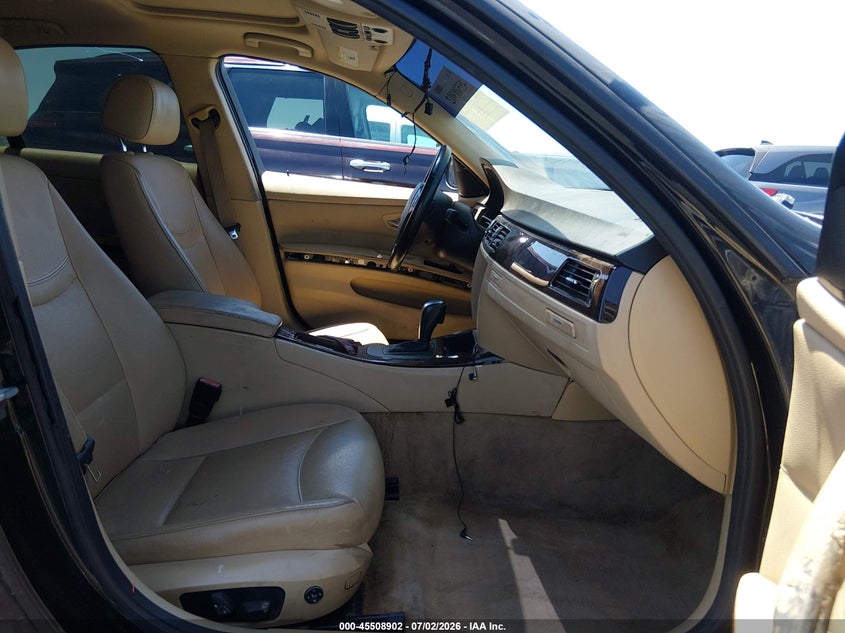 2011 BMW 3 series VIN WBAPH5G56BNM82613 IAAI salvage auction — NORMAL WEAR, Clear (Utah), sold $275 on 2026-07-31 (photo 5)