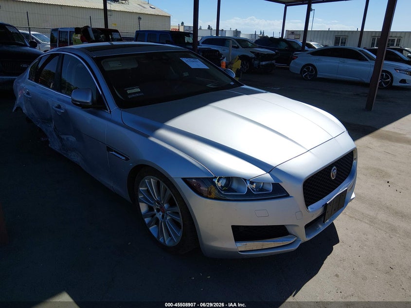 2017 Jaguar Xf VIN SAJBE4BN1HCY48801 IAAI salvage auction — RIGHT SIDE, Salvage (California), sold $725 on 2026-07-28 (photo 1)