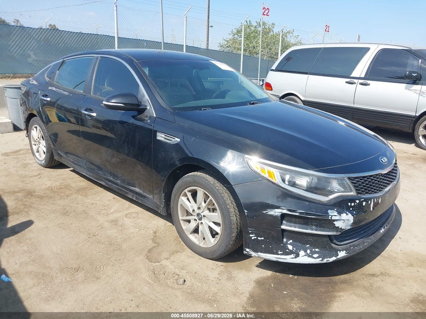 2018 Kia Optima VIN 5XXGT4L36JG217653 IAAI salvage auction — REAR END, Salvage Title, sold $2,425 on 2026-07-22 (photo 1)