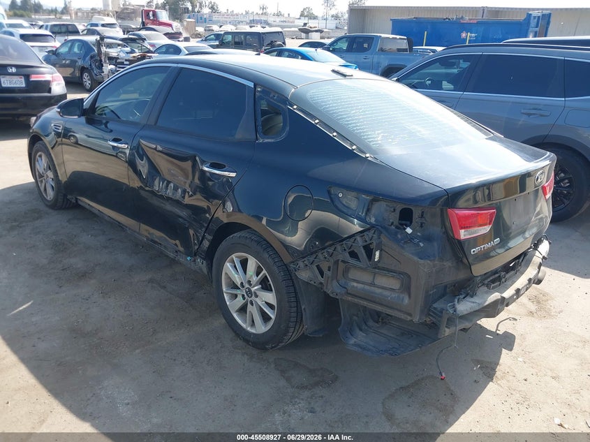 2018 Kia Optima VIN 5XXGT4L36JG217653 IAAI salvage auction — REAR END, Salvage Title, sold $2,425 on 2026-07-22 (photo 3)