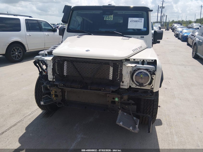 2025 Ineos Grenadier VIN SC6GM1CA8SF027199 IAAI salvage auction — FRONT END, Original (Texas), sold $23,650 on 2026-09-14 (photo 6)