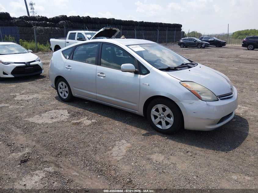 2007 Toyota Prius VIN JTDKB20U677661387 IAAI salvage auction — NORMAL WEAR, Clear (Pennsylvania), sold $400 on 2026-07-24 (photo 1)