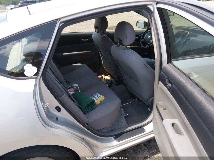 2007 Toyota Prius VIN JTDKB20U677661387 IAAI salvage auction — NORMAL WEAR, Clear (Pennsylvania), sold $400 on 2026-07-24 (photo 8)