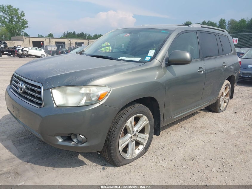 2008 Toyota Highlander VIN JTEES43A682032765 IAAI salvage auction — NORMAL WEAR, Clear (New York), sold $2,775 on 2026-07-09 (photo 2)