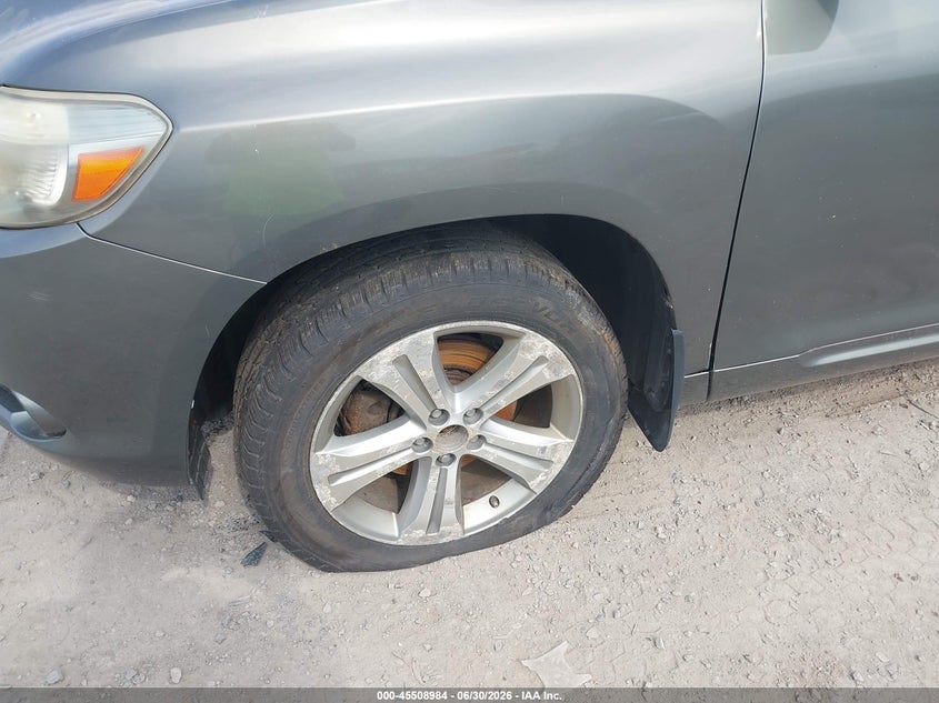 2008 Toyota Highlander VIN JTEES43A682032765 IAAI salvage auction — NORMAL WEAR, Clear (New York), sold $2,775 on 2026-07-09 (photo 6)
