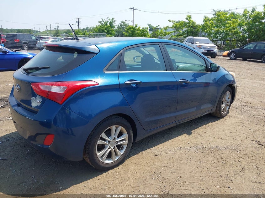 2014 Hyundai Elantra VIN KMHD35LHXEU177805 IAAI salvage auction — NORMAL WEAR, Clear (New Jersey), sold $750 on 2026-07-29 (photo 4)
