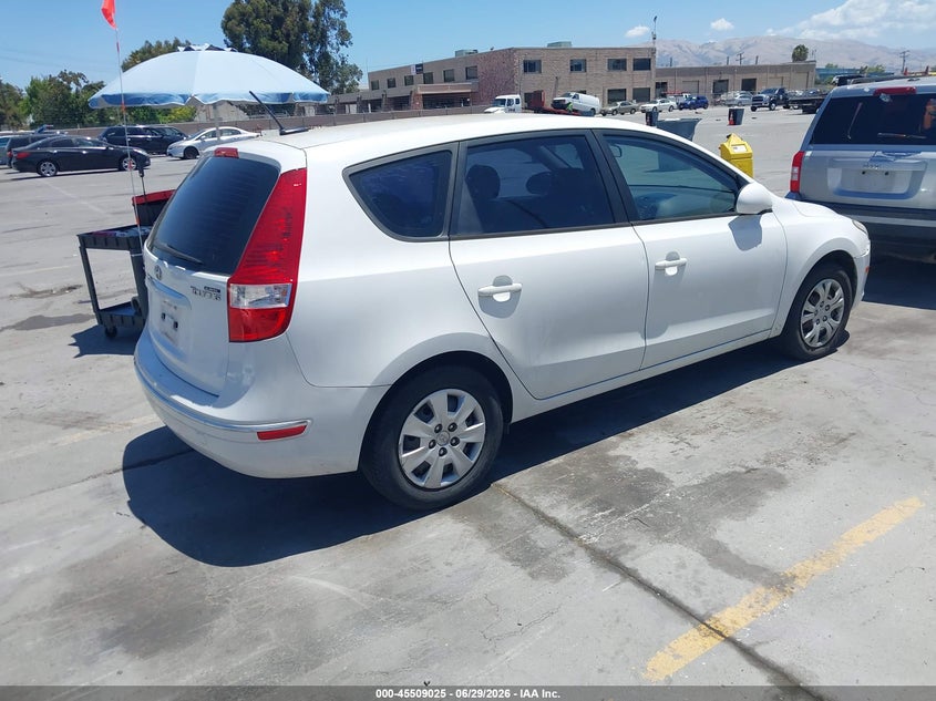 2012 Hyundai Elantra VIN KMHDB8AE0CU134505 IAAI salvage auction — NORMAL WEAR, Clear - Dealer Only (California), sold $675 on 2026-07-13 (photo 4)