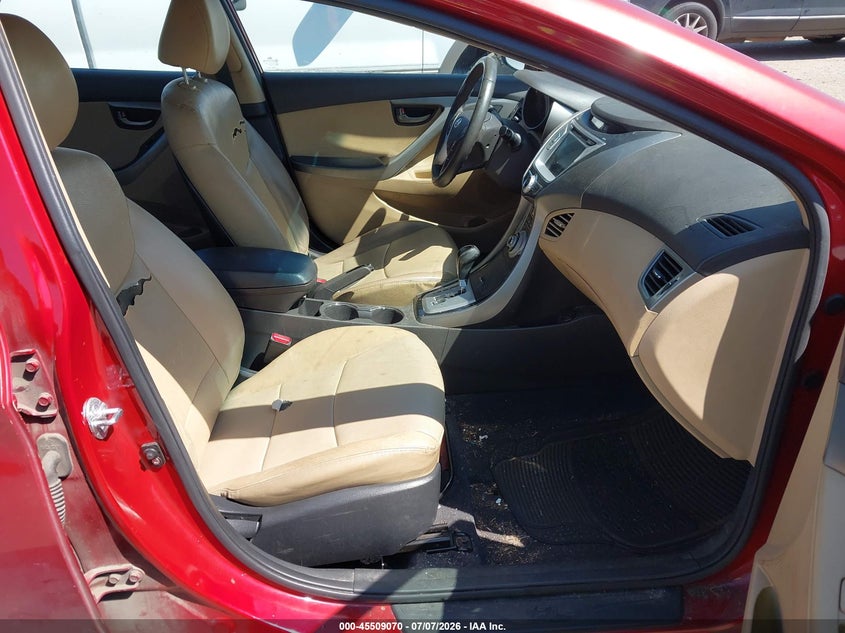 2012 Hyundai Elantra VIN KMHDH4AE5CU443345 IAAI salvage auction — NORMAL WEAR, Clear (Washington), sold $425 on 2026-07-15 (photo 5)