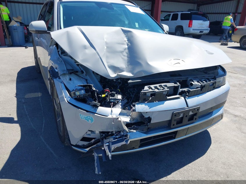 2025 Hyundai Ioniq 5 VIN 7YAKN4DAXSY014165 IAAI salvage auction — FRONT END, Salvage Title, sold $10,700 on 2026-08-02 (photo 6)