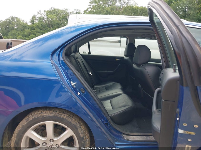 2005 Acura Tsx VIN JH4CL95815C023136 IAAI salvage auction — NORMAL WEAR, Clear (Kansas), sold $2,150 on 2026-07-08 (photo 8)