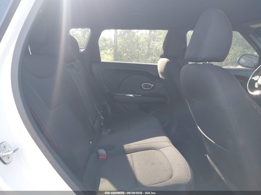 2014 Kia Soul VIN KNDJP3A56E7022403 IAAI salvage auction — NORMAL WEAR, Repossession Paperwork (Georgia), sold $1,200 on 2026-07-14 (photo 8)
