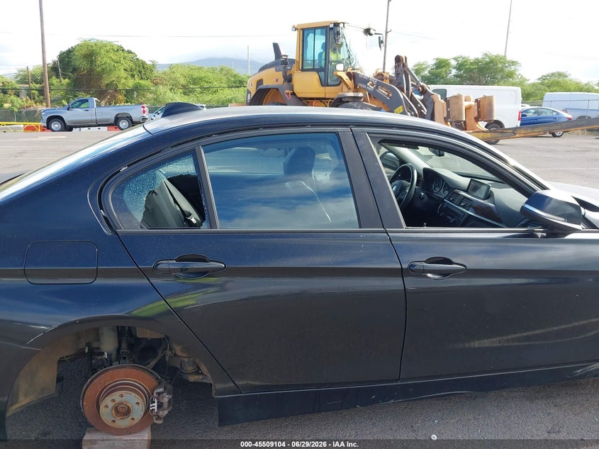2014 BMW 3er VIN WBA3A5C53EP602885 IAAI salvage auction — NORMAL WEAR, Clear (Hawaii), sold $325 on 2026-07-21 (photo 6)
